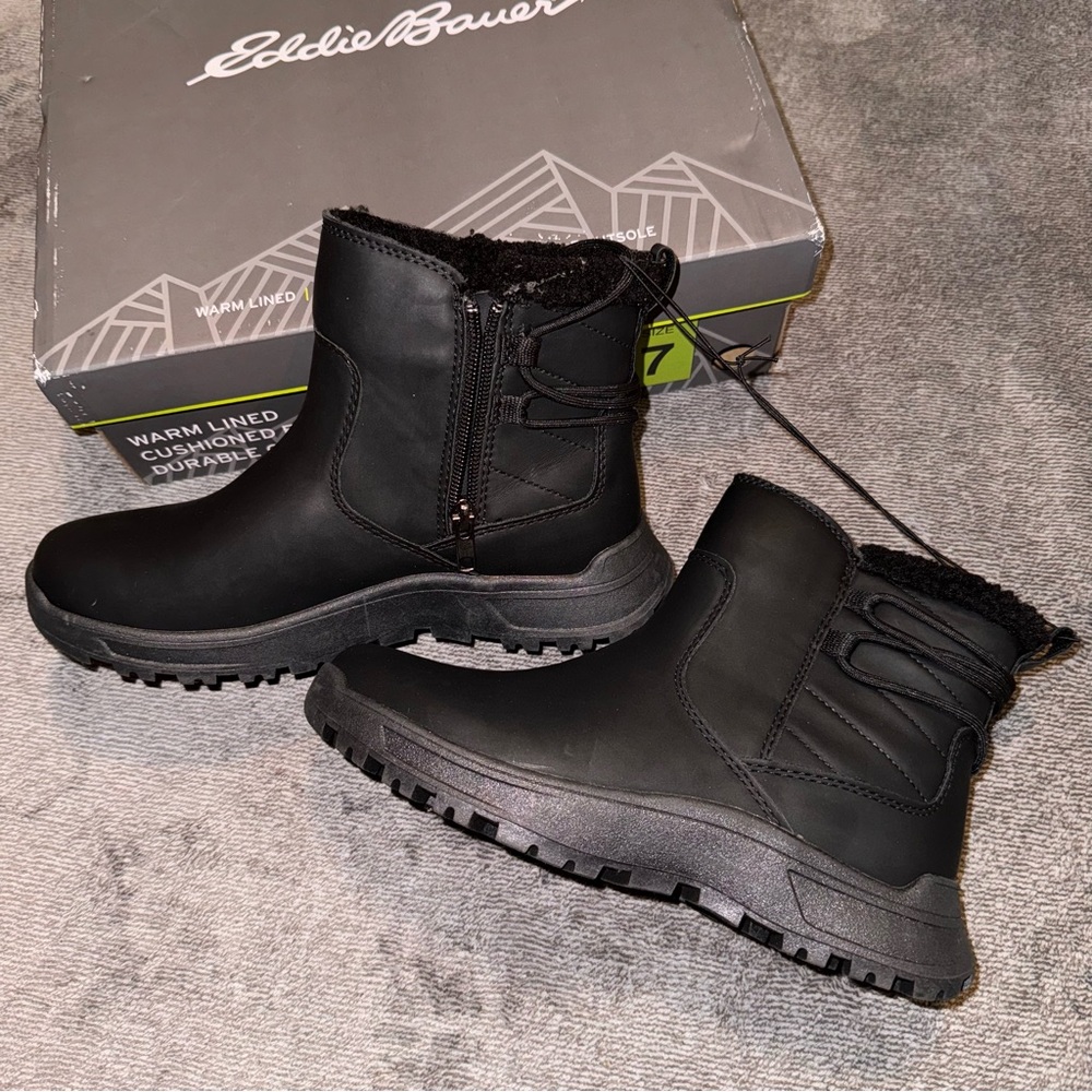Eddie Bauer Winter Boots Size 7 NWT